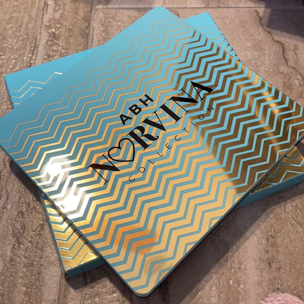 Anastasia Norvina Vol 2 palette